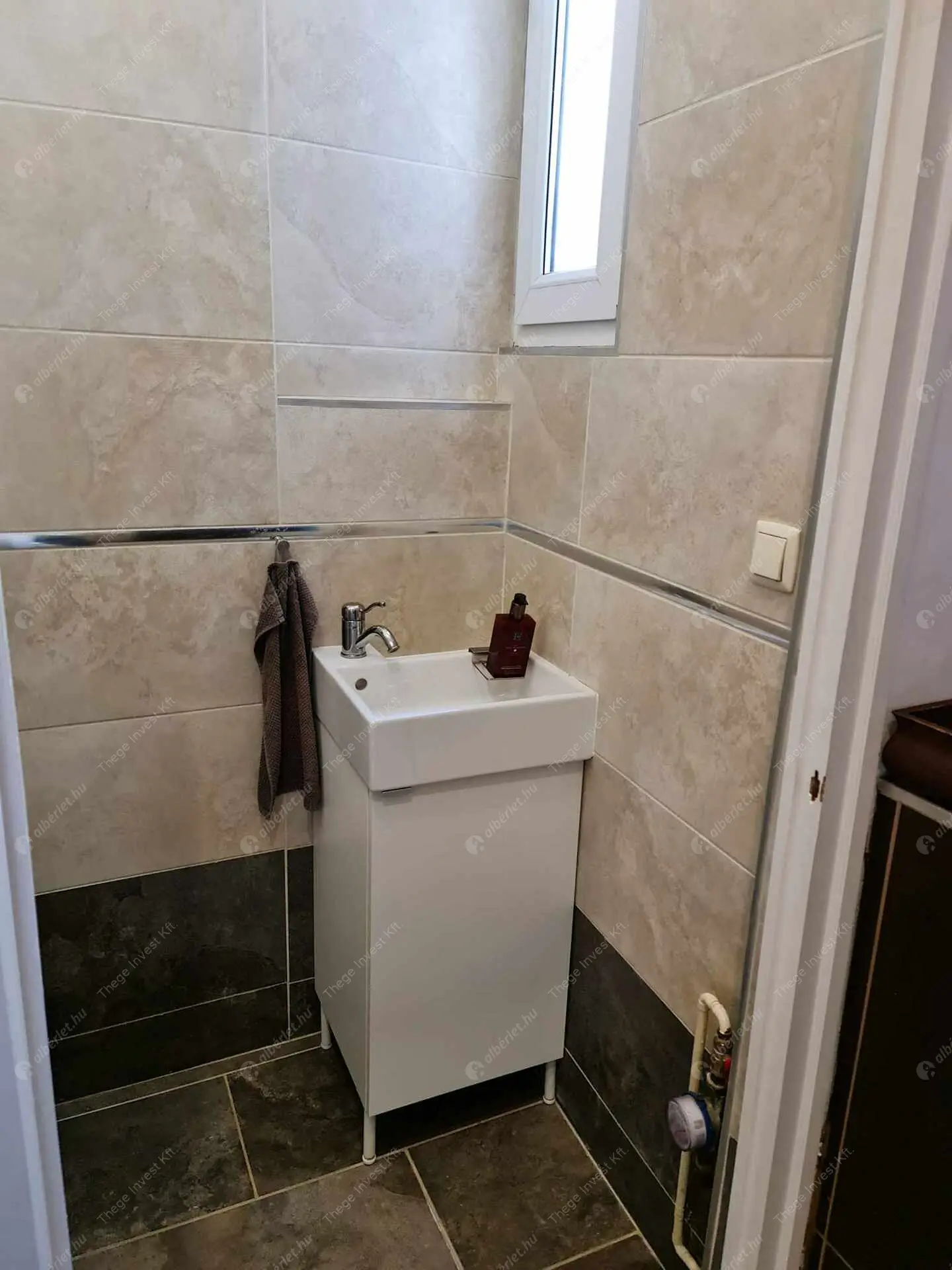 Kiadó albérlet 400000 Ft/hó áron: Budapest, V. kerület  Hold utca. Mérete: 59 nm, 3 szobás | Alberlet.hu - 6497763