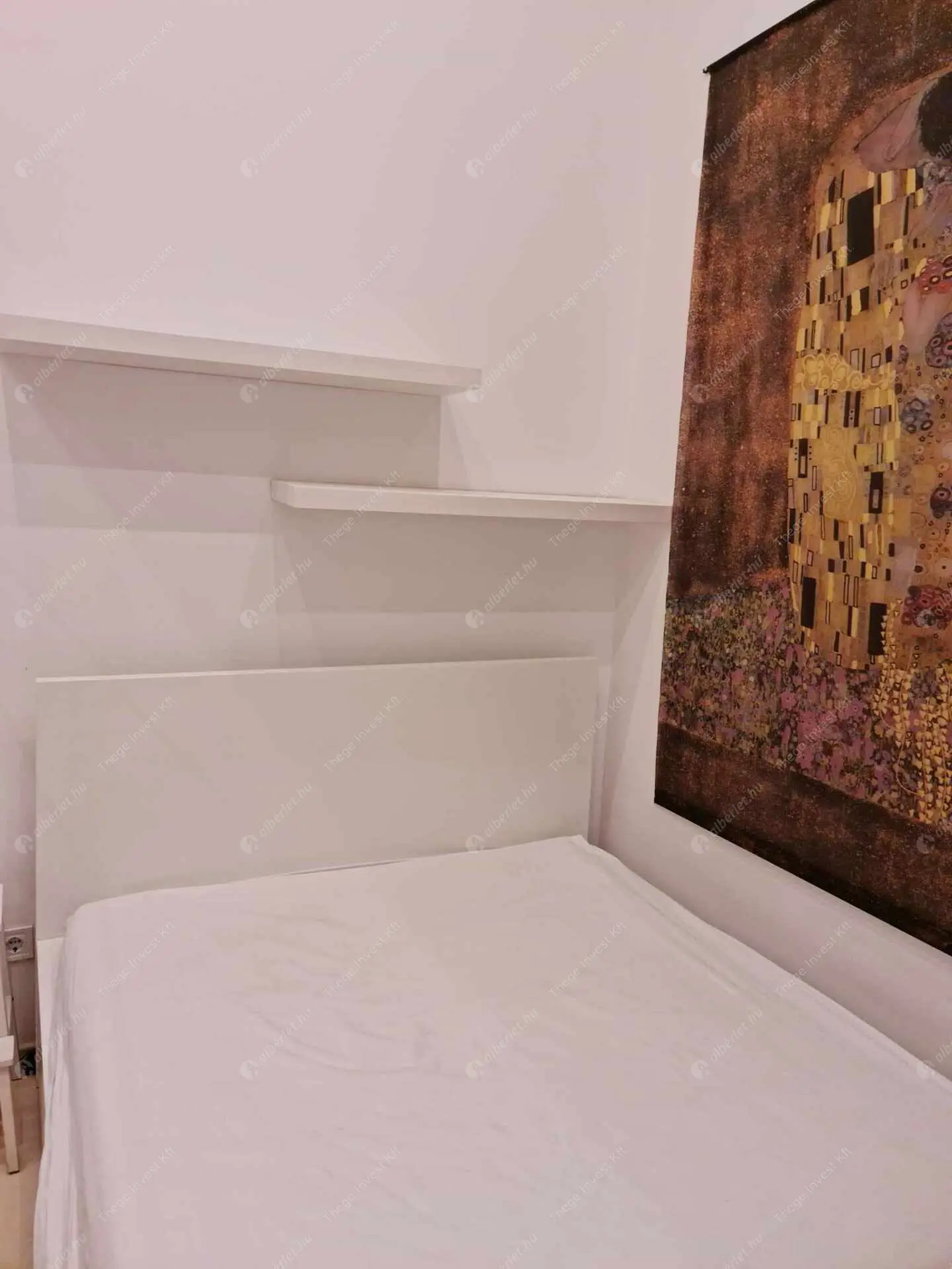 Kiadó albérlet 400000 Ft/hó áron: Budapest, V. kerület  Hold utca. Mérete: 59 nm, 3 szobás | Alberlet.hu - 6497766