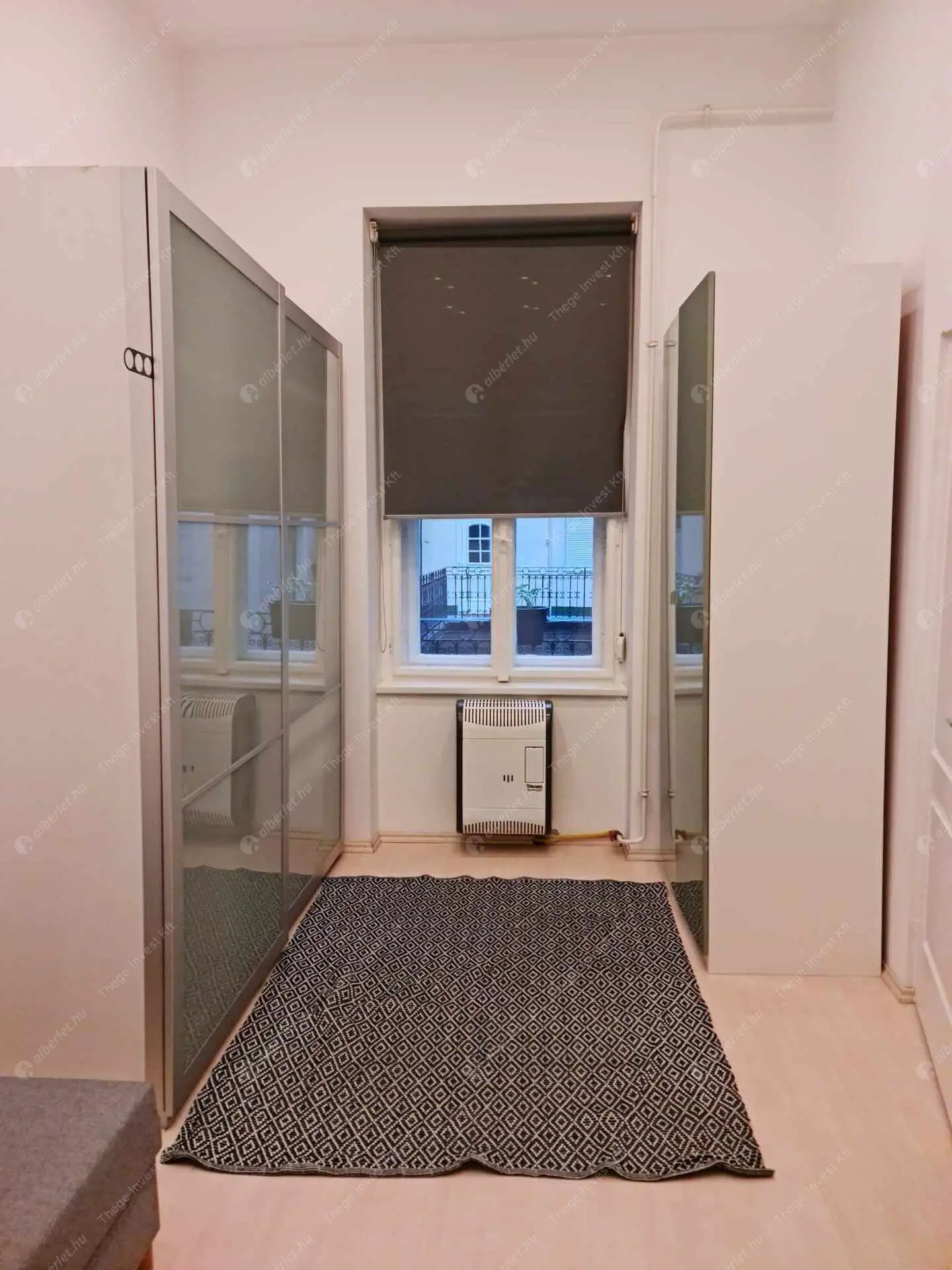 Kiadó albérlet 400000 Ft/hó áron: Budapest, V. kerület  Hold utca. Mérete: 59 nm, 3 szobás | Alberlet.hu - 6497775