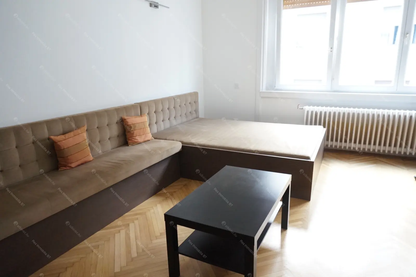 Kiadó albérlet 195000 Ft/hó áron: Budapest, V. kerület  Honvéd . Mérete: 37 nm, 1 szobás | Alberlet.hu - 6675449