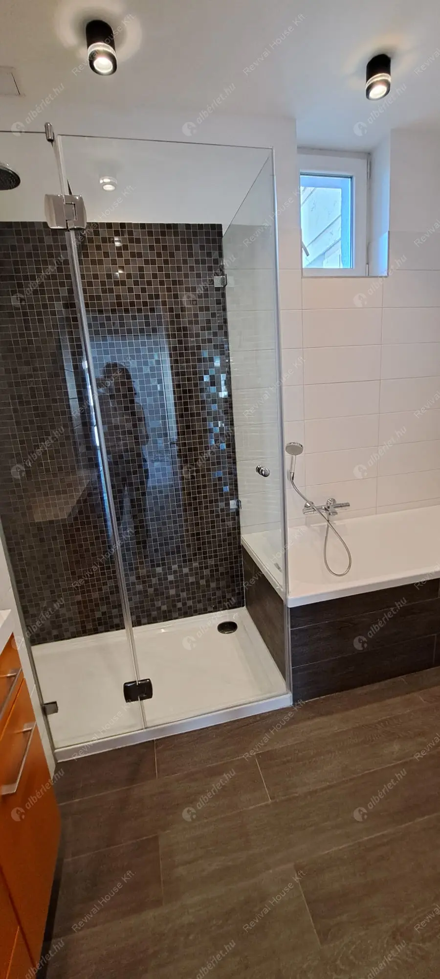 Kiadó albérlet 550000 Ft/hó áron: Budapest, V. kerület  Honvéd tér. Mérete: 83 nm, 3 szobás | Alberlet.hu - 6586781