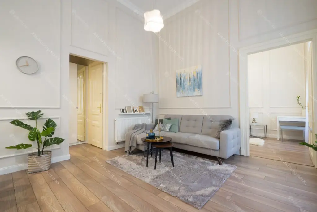 Kiadó albérlet 343000 Ft/hó áron: Budapest, V. kerület  Honvéd utca. Mérete: 54 nm, 2 szobás | Alberlet.hu - 6640568