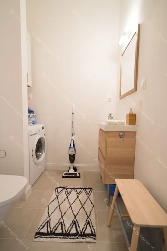 Kiadó albérlet 343000 Ft/hó áron: Budapest, V. kerület  Honvéd utca. Mérete: 54 nm, 2 szobás | Alberlet.hu - 6640578