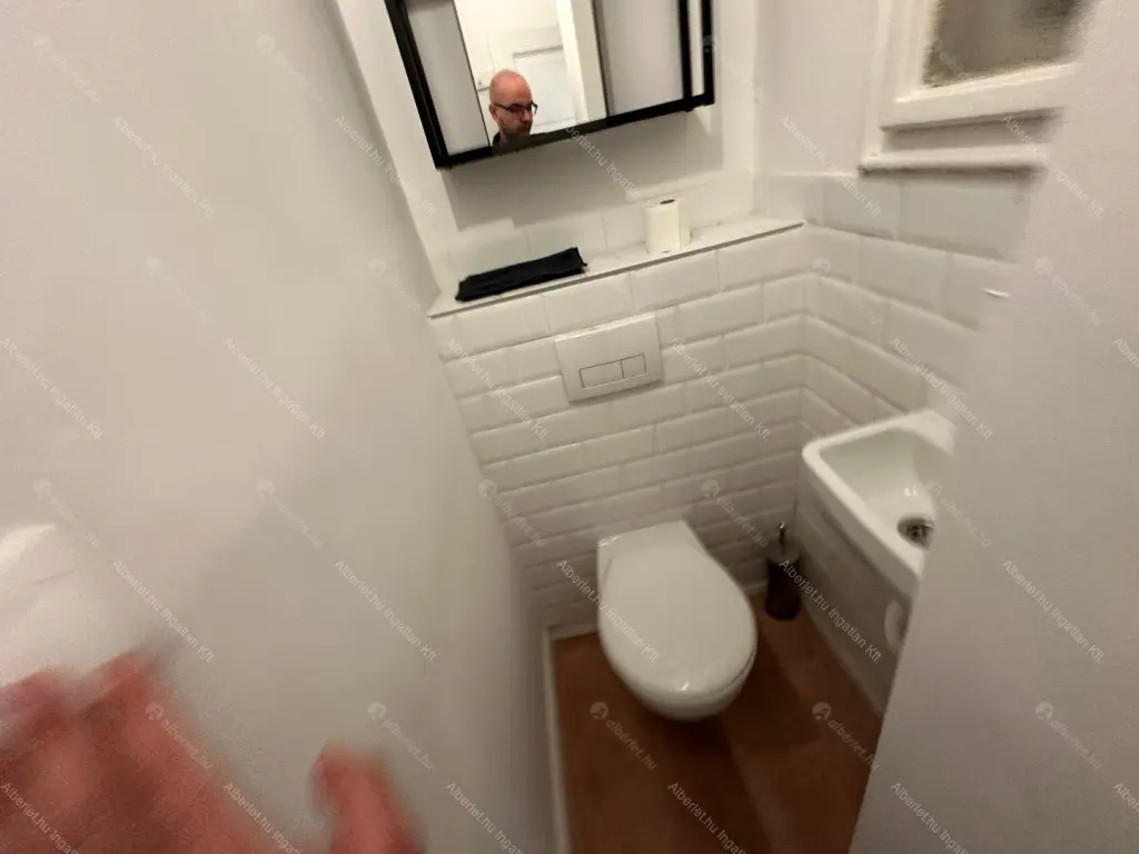 Kiadó albérlet 440000 Ft/hó áron: Budapest, V. kerület  Honvéd utca. Mérete: 60 nm, 2 szobás | Alberlet.hu - 6700720