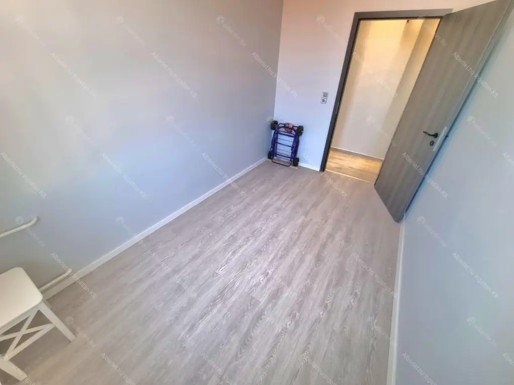 Kiadó albérlet 599000 Ft/hó áron: Budapest, V. kerület  Honvéd utca. Mérete: 72 nm, 3 szobás | Alberlet.hu - 6692512