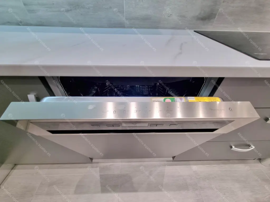 Kiadó albérlet 599000 Ft/hó áron: Budapest, V. kerület  Honvéd utca. Mérete: 72 nm, 3 szobás | Alberlet.hu - 6692517