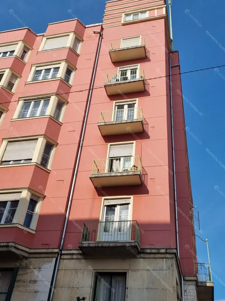 Kiadó albérlet 599000 Ft/hó áron: Budapest, V. kerület  Honvéd utca. Mérete: 72 nm, 3 szobás | Alberlet.hu - 6692524