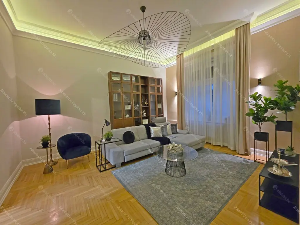 Kiadó albérlet 380000 Ft/hó áron: Budapest, V. kerület  Honvéd utca. Mérete: 75 nm, 2 szobás | Alberlet.hu - 6696951