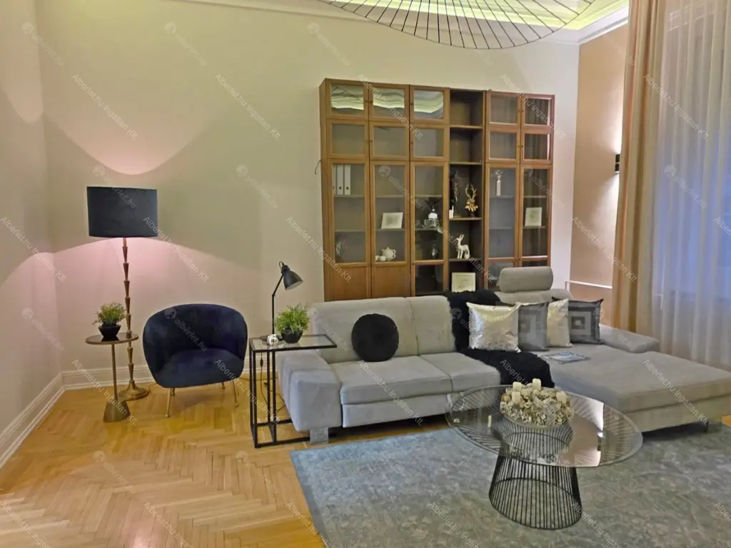 Kiadó albérlet 380000 Ft/hó áron: Budapest, V. kerület  Honvéd utca. Mérete: 75 nm, 2 szobás | Alberlet.hu - 6696953