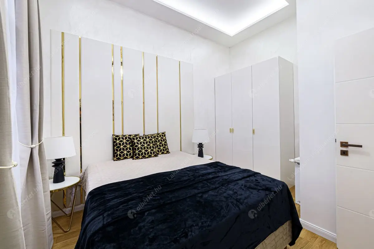 Kiadó albérlet 765000 Ft/hó áron: Budapest, V. kerület  Honvéd utca. Mérete: 80 nm, 3 szobás | Alberlet.hu - 6283702