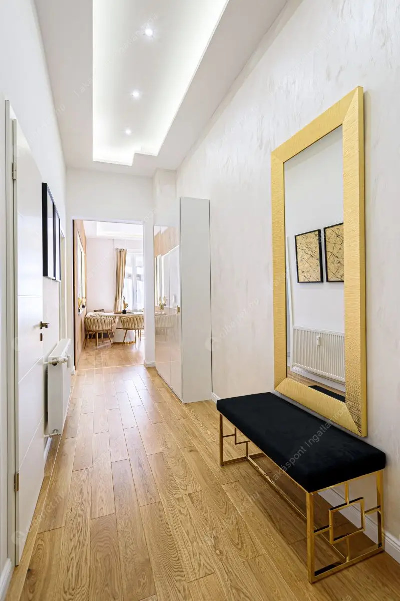 Kiadó albérlet 765000 Ft/hó áron: Budapest, V. kerület  Honvéd utca. Mérete: 80 nm, 3 szobás | Alberlet.hu - 6283703