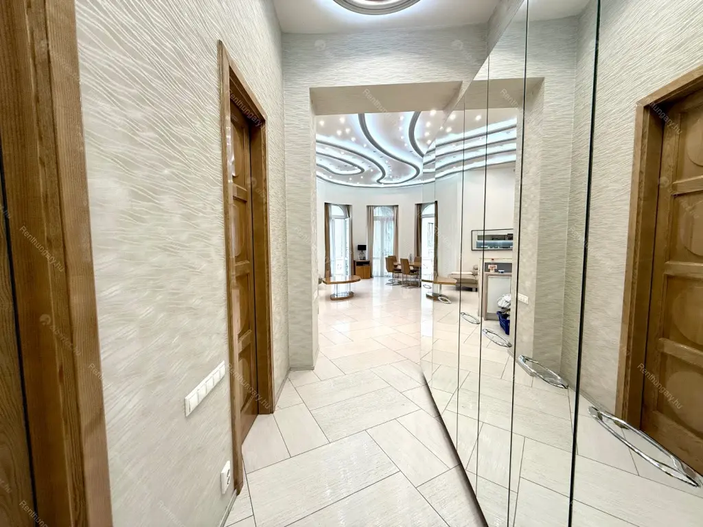 Kiadó albérlet 611000 Ft/hó áron: Budapest, V. kerület  Irányi utca. Mérete: 100 nm, 3 szobás | Alberlet.hu - 6639842