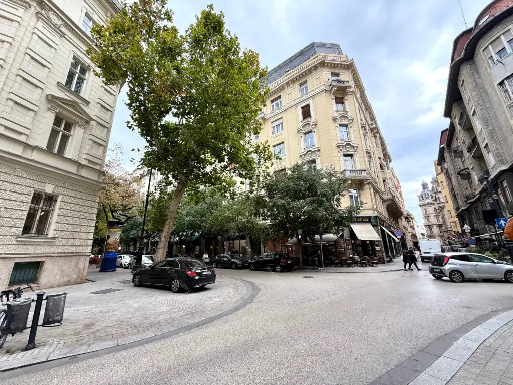 Kiadó albérlet 611000 Ft/hó áron: Budapest, V. kerület  Irányi utca. Mérete: 100 nm, 3 szobás | Alberlet.hu - 6639855