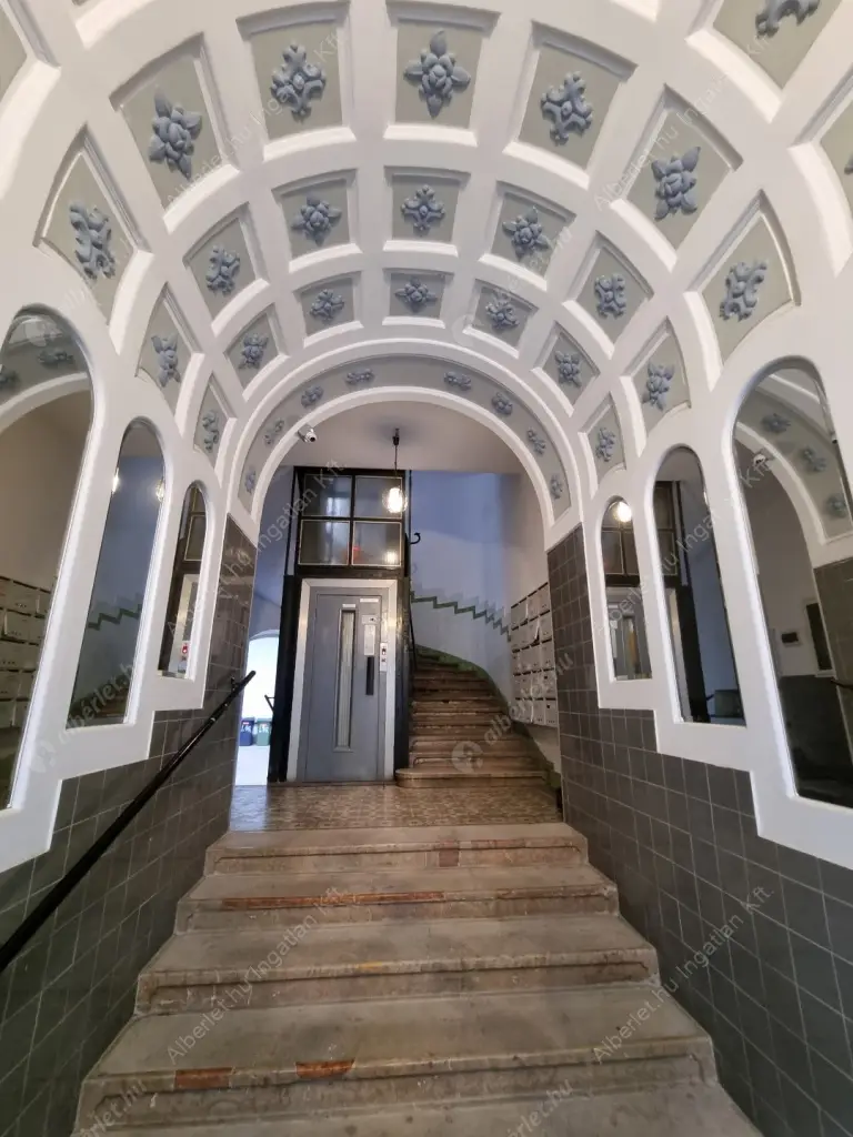 Kiadó albérlet 690000 Ft/hó áron: Budapest, V. kerület  Irányi utca. Mérete: 73 nm, 2 szobás | Alberlet.hu - 6590813