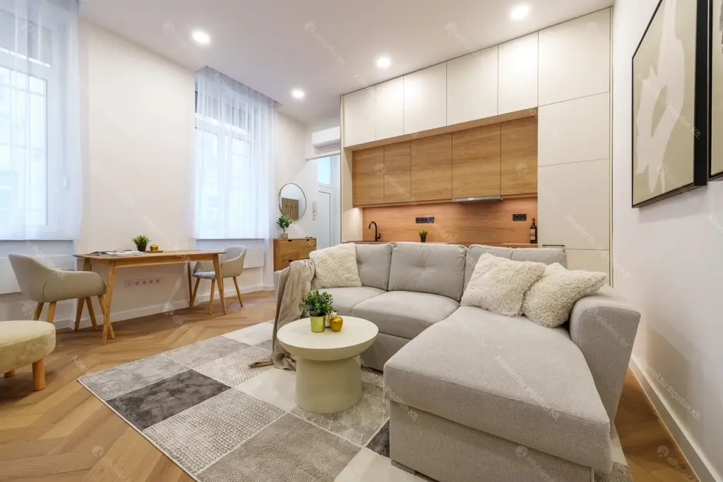 Kiadó albérlet 385000 Ft/hó áron: Budapest, V. kerület  József Attila utca. Mérete: 41 nm, 2 szobás | Alberlet.hu - 6641651