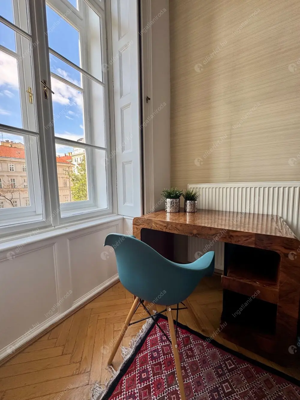 Kiadó albérlet 320000 Ft/hó áron: Budapest, V. kerület  József Attila utca. Mérete: 50 nm, 1 szobás | Alberlet.hu - 6585050