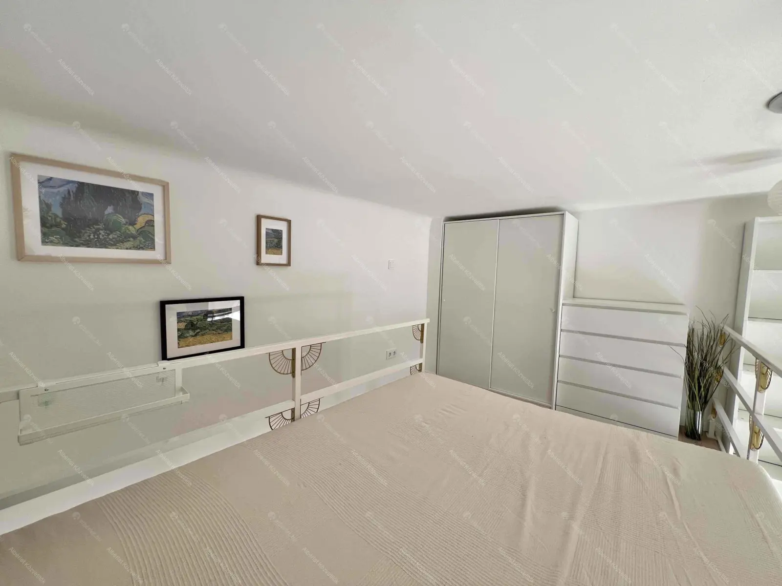 Kiadó albérlet 220000 Ft/hó áron: Budapest, V. kerület  József nádor tér. Mérete: 22 nm, 1 szobás | Alberlet.hu - 6677630