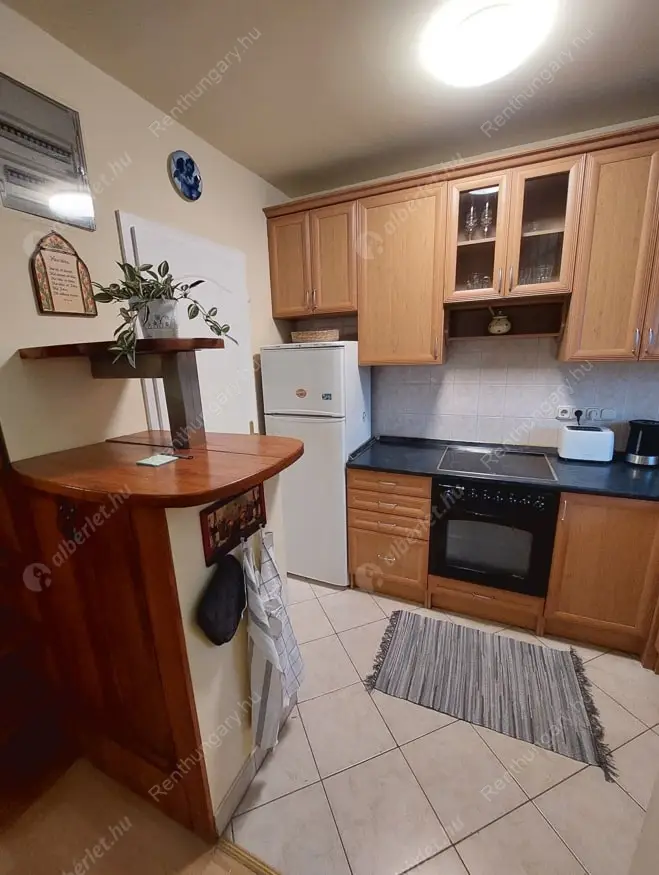 Kiadó albérlet 330000 Ft/hó áron: Budapest, V. kerület  József nádor tér. Mérete: 59 nm, 2 szobás | Alberlet.hu - 6601810