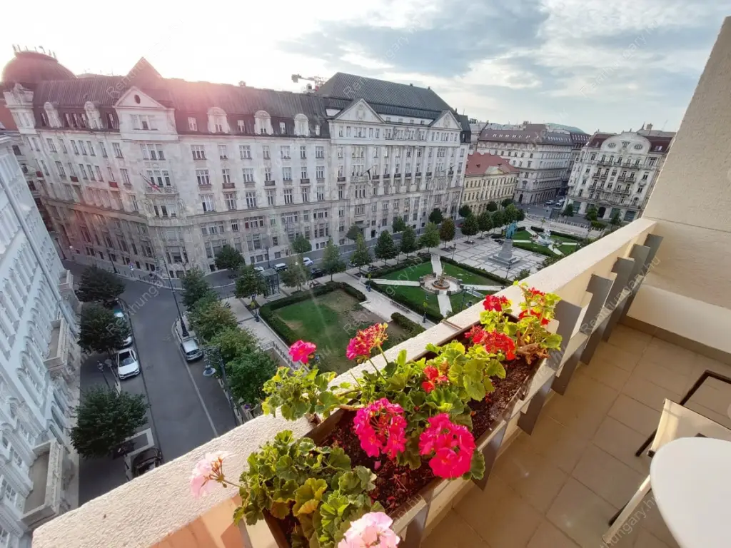 Kiadó albérlet 320000 Ft/hó áron: Budapest, V. kerület  József nádor tér. Mérete: 59 nm, 2 szobás | Alberlet.hu - 6611665