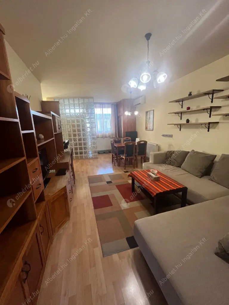 Kiadó albérlet 390000 Ft/hó áron: Budapest, V. kerület  József nádor tér. Mérete: 59 nm, 2 szobás | Alberlet.hu - 6591432