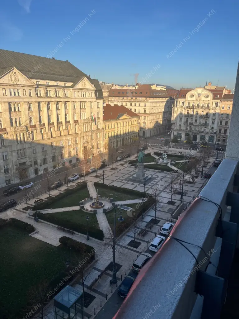Kiadó albérlet 390000 Ft/hó áron: Budapest, V. kerület  József nádor tér. Mérete: 59 nm, 2 szobás | Alberlet.hu - 6591441