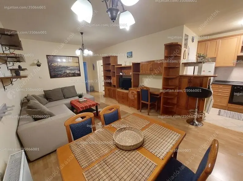 Kiadó albérlet 320000 Ft/hó áron: Budapest, V. kerület  József nádor tér. Mérete: 59 nm, 2 szobás | Alberlet.hu - 6626063