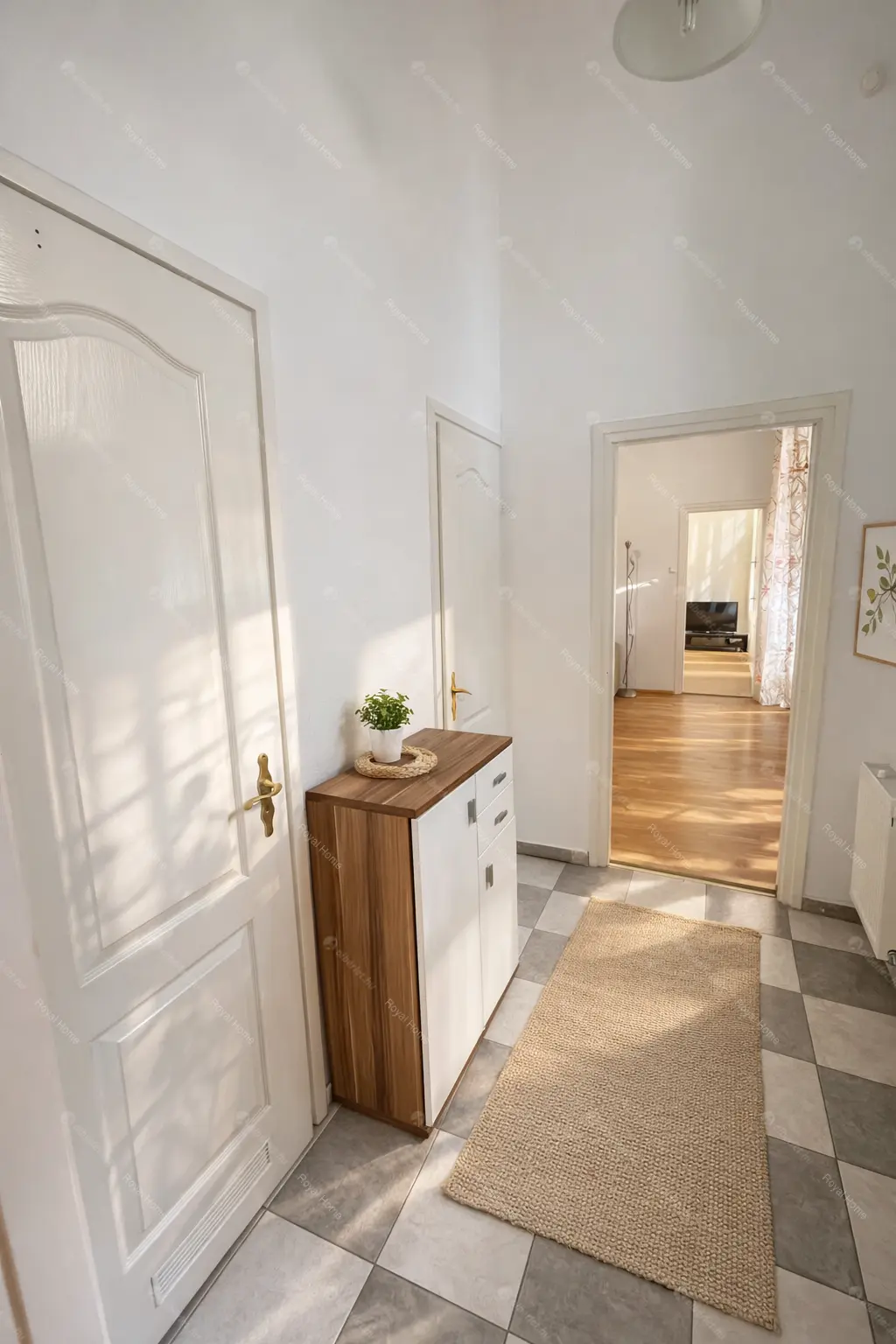 Kiadó albérlet 280000 Ft/hó áron: Budapest, V. kerület  Kálmán Imre utca. Mérete: 62 nm, 2 szobás | Alberlet.hu - 6679873