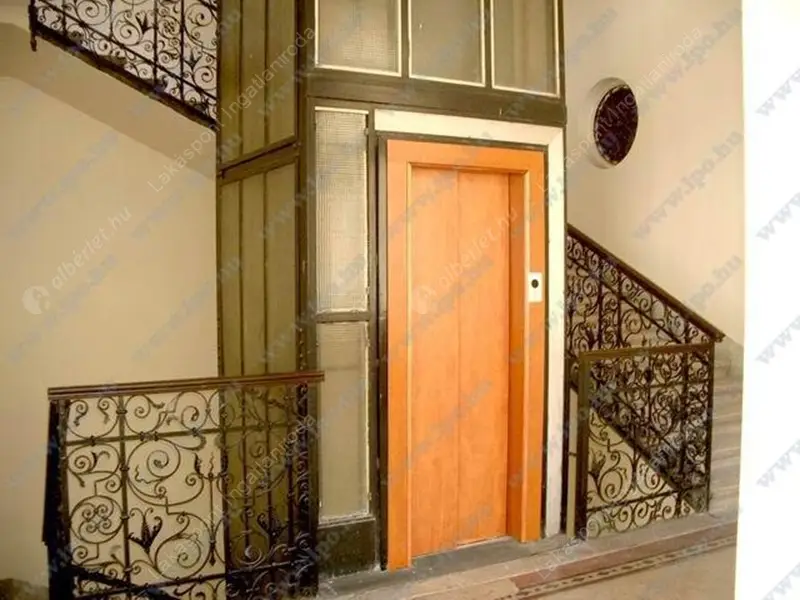 Kiadó albérlet 348000 Ft/hó áron: Budapest, V. kerület  Károly körút. Mérete: 100 nm, 4 szobás | Alberlet.hu - 6533450