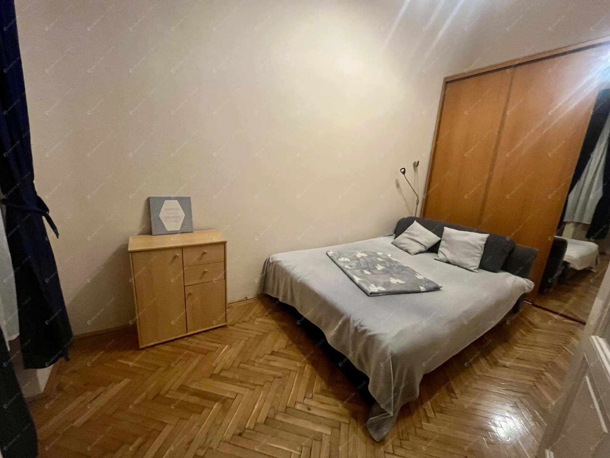 Kiadó albérlet 250000 Ft/hó áron: Budapest, V. kerület  Károly körút. Mérete: 55 nm, 2 szobás | Alberlet.hu - 6602217