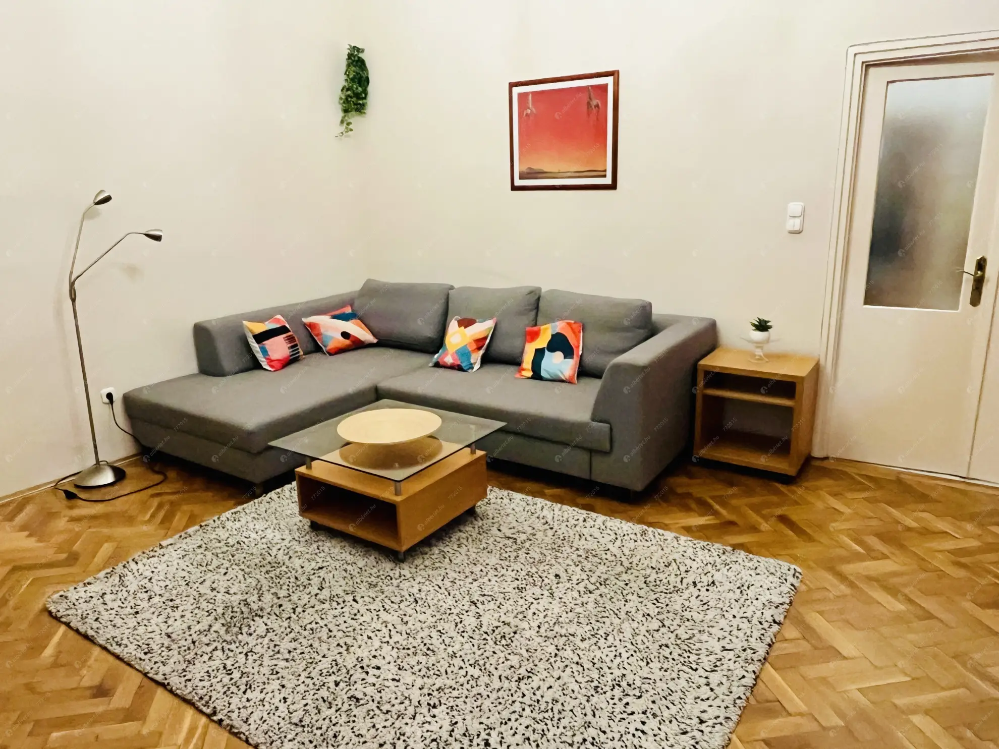 Kiadó albérlet 250000 Ft/hó áron: Budapest, V. kerület  Károly körút. Mérete: 55 nm, 2 szobás | Alberlet.hu - 6609642