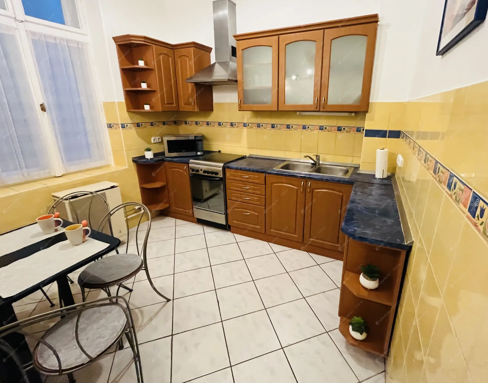 Kiadó albérlet 250000 Ft/hó áron: Budapest, V. kerület  Károly körút. Mérete: 55 nm, 2 szobás | Alberlet.hu - 6609936