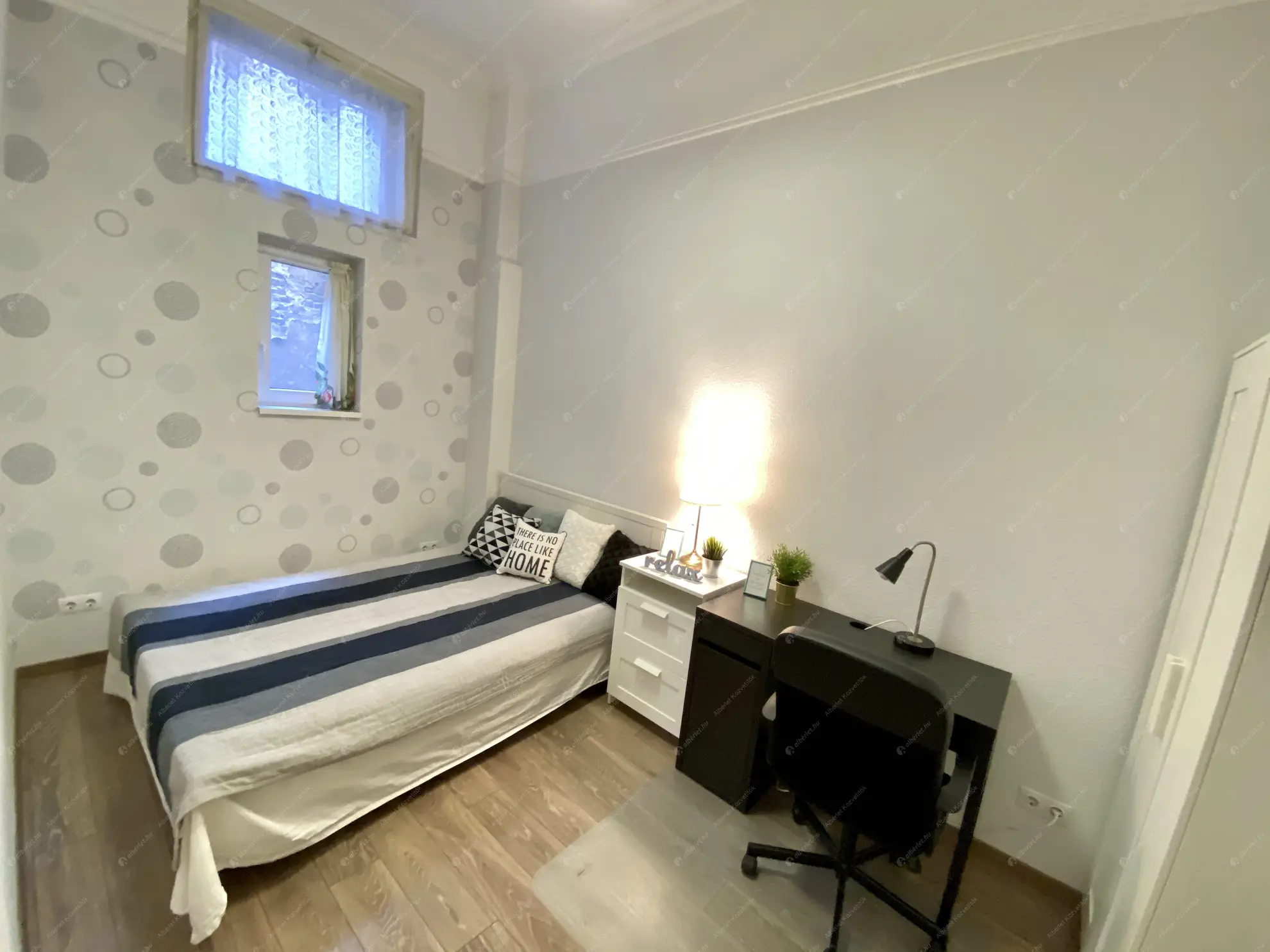 Kiadó albérlet 230000 Ft/hó áron: Budapest, V. kerület  Károly körút. Mérete: 55 nm, 3 szobás | Alberlet.hu - 6554261