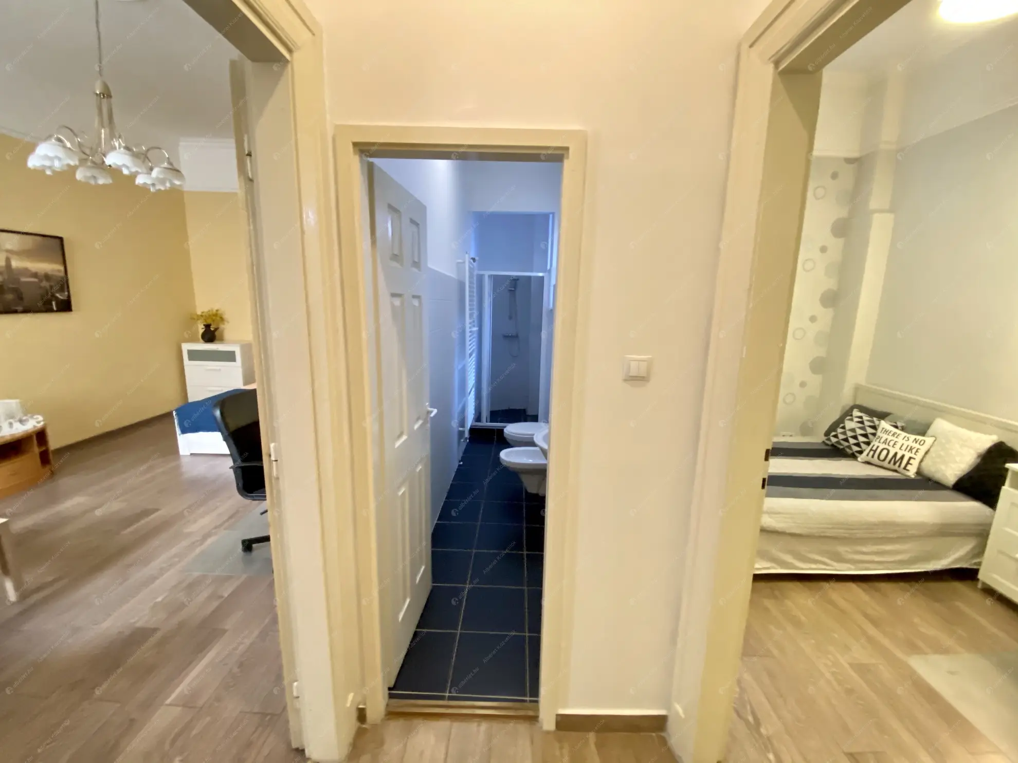 Kiadó albérlet 230000 Ft/hó áron: Budapest, V. kerület  Károly körút. Mérete: 55 nm, 3 szobás | Alberlet.hu - 6554265