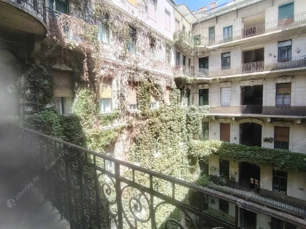 Kiadó albérlet 200000 Ft/hó áron: Budapest, V. kerület  Kecskeméti utca. Mérete: 40 nm, 1 szobás | Alberlet.hu - 6517902