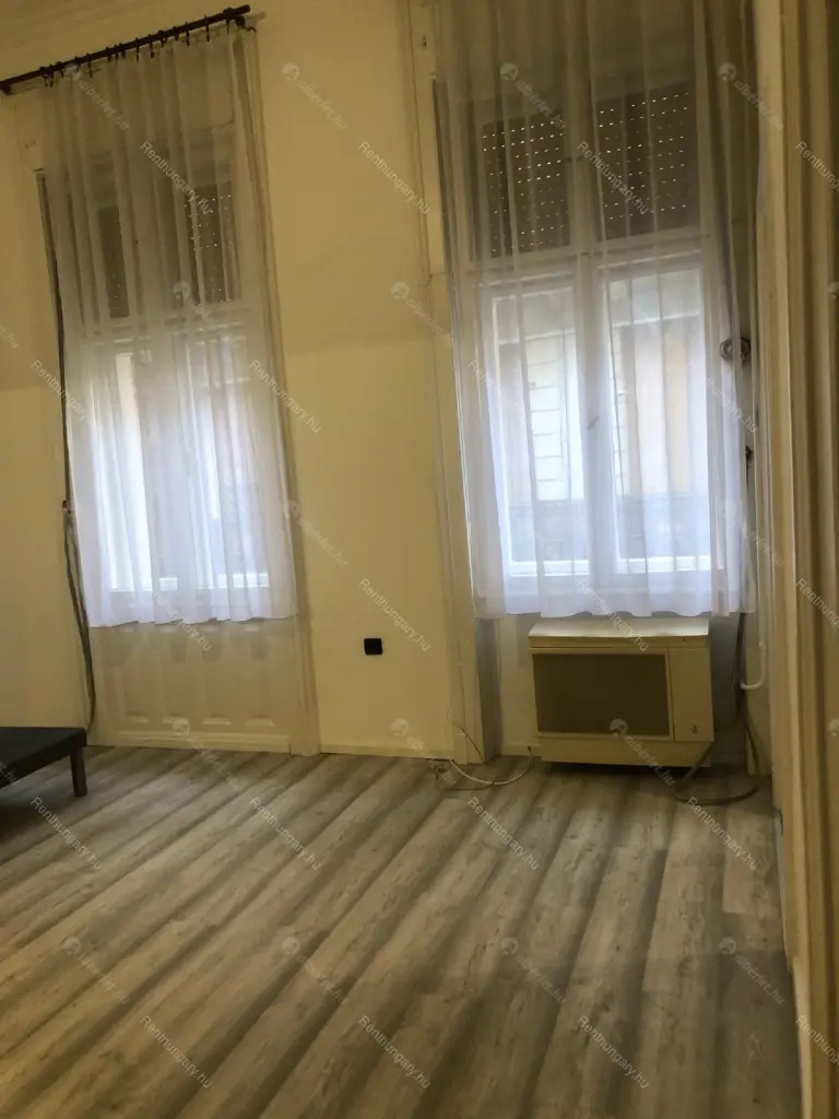 Kiadó albérlet 220000 Ft/hó áron: Budapest, V. kerület  Kecskeméti utca. Mérete: 40 nm, 1 szobás | Alberlet.hu - 6654818