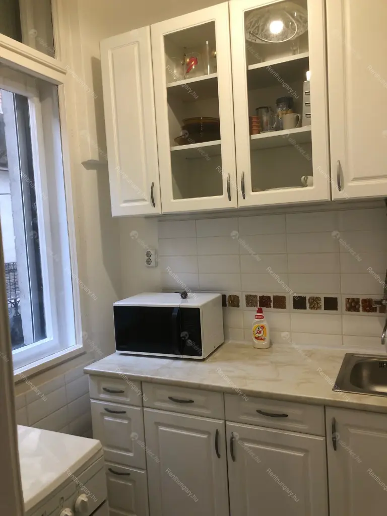 Kiadó albérlet 220000 Ft/hó áron: Budapest, V. kerület  Kecskeméti utca. Mérete: 40 nm, 1 szobás | Alberlet.hu - 6654821