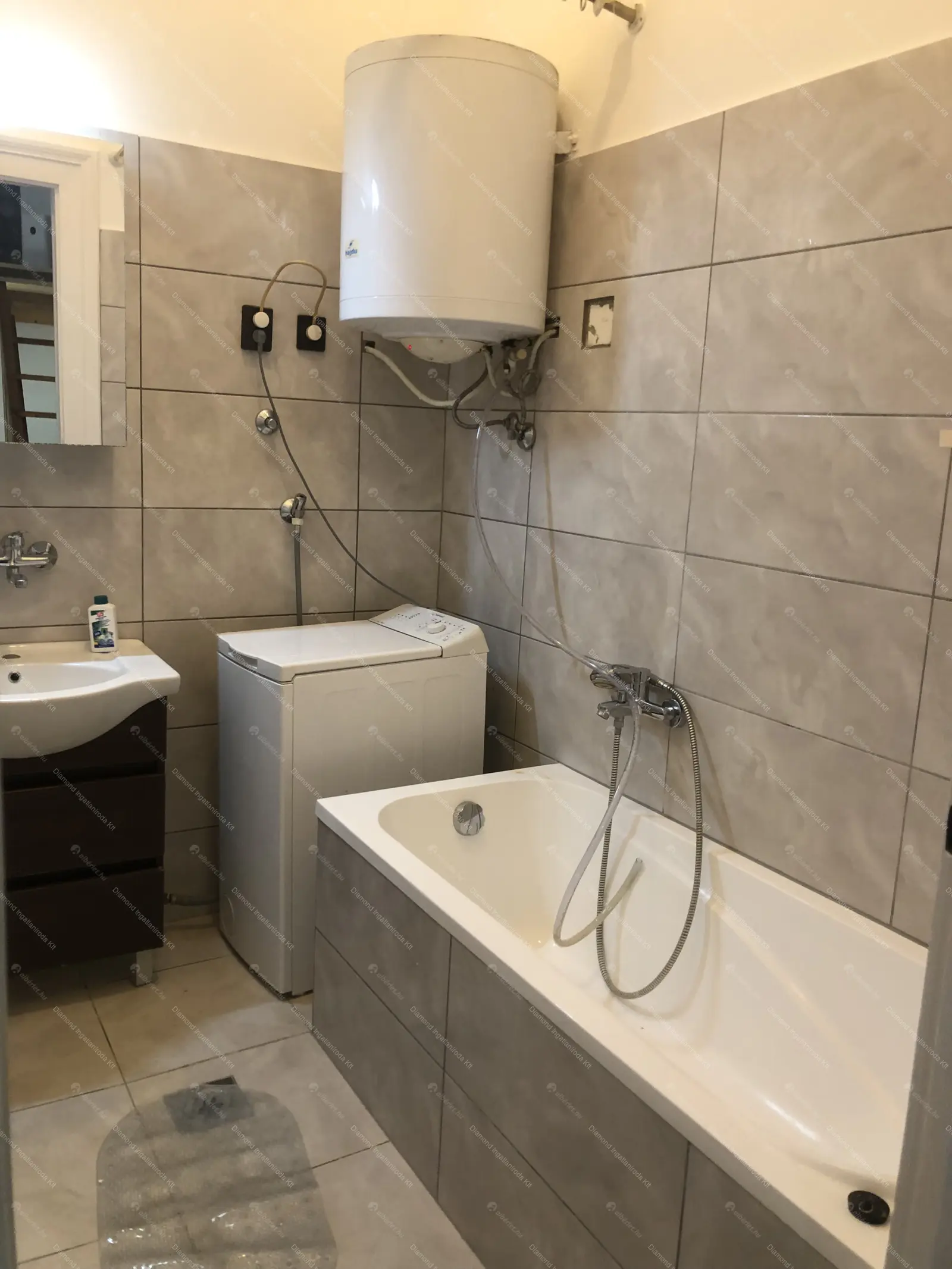 Kiadó albérlet 250000 Ft/hó áron: Budapest, V. kerület  Kecskeméti utca. Mérete: 40 nm, 1 szobás | Alberlet.hu - 6665598