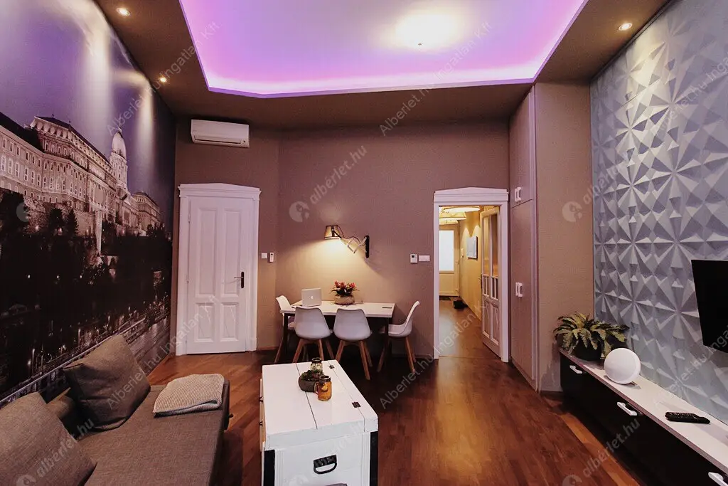 Kiadó albérlet 350000 Ft/hó áron: Budapest, V. kerület  Kecskeméti utca. Mérete: 56 nm, 1 szobás | Alberlet.hu - 6569322