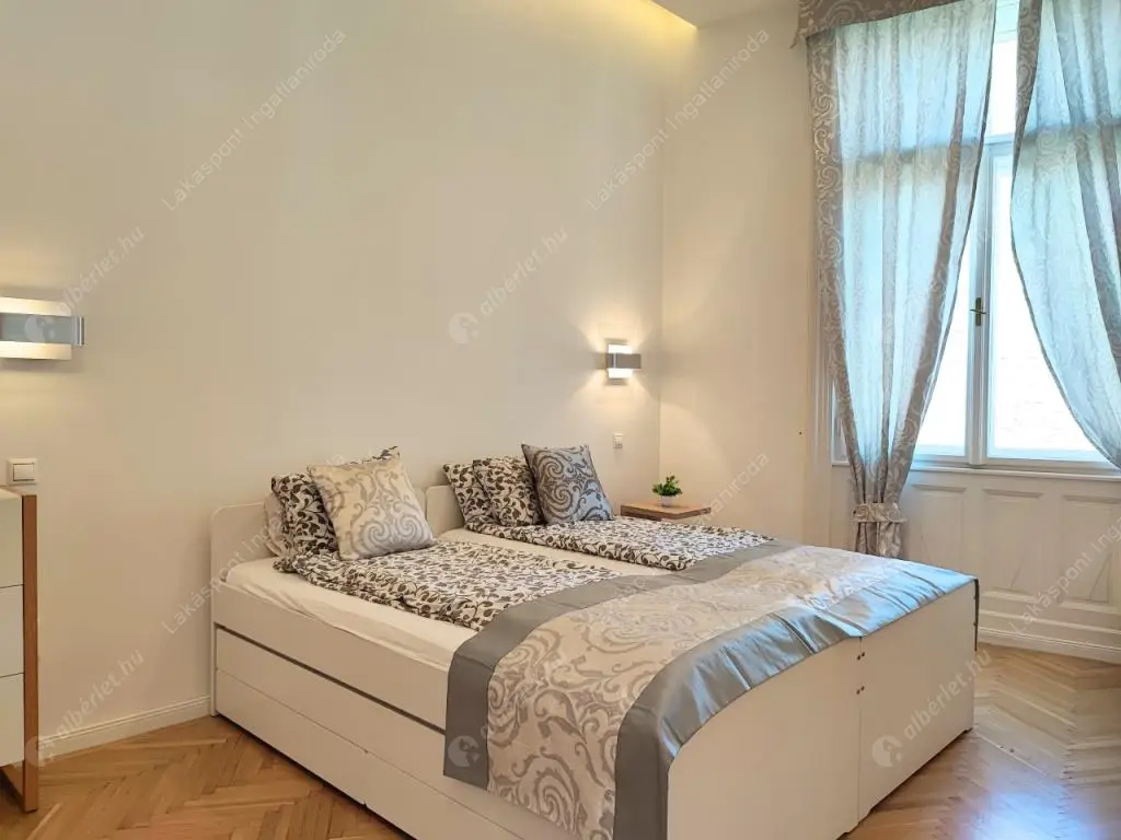 Kiadó albérlet 385000 Ft/hó áron: Budapest, V. kerület  Kecskeméti utca. Mérete: 66 nm, 2 szobás | Alberlet.hu - 6557088