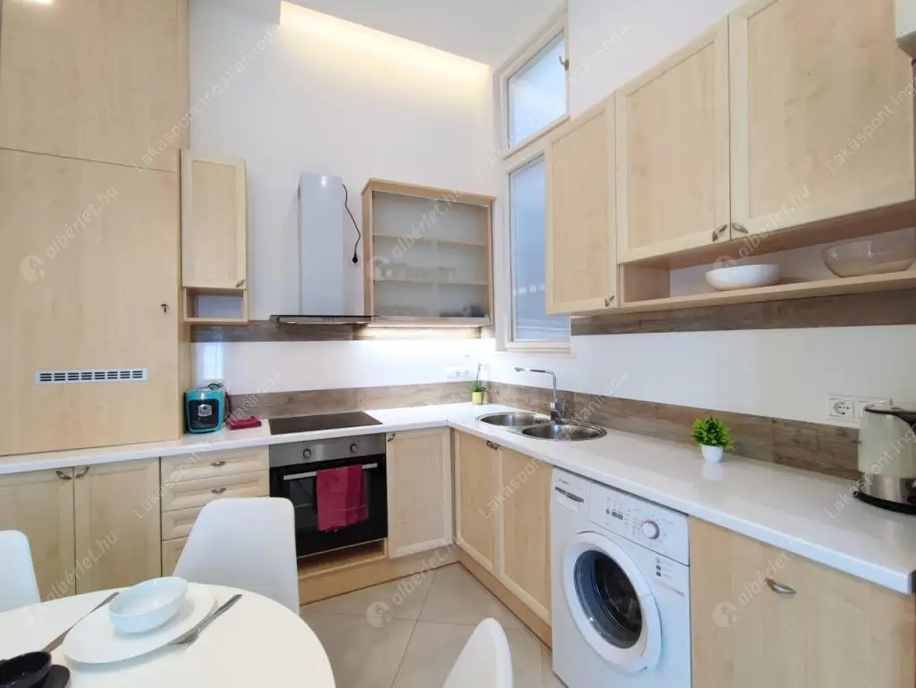 Kiadó albérlet 385000 Ft/hó áron: Budapest, V. kerület  Kecskeméti utca. Mérete: 66 nm, 2 szobás | Alberlet.hu - 6557097