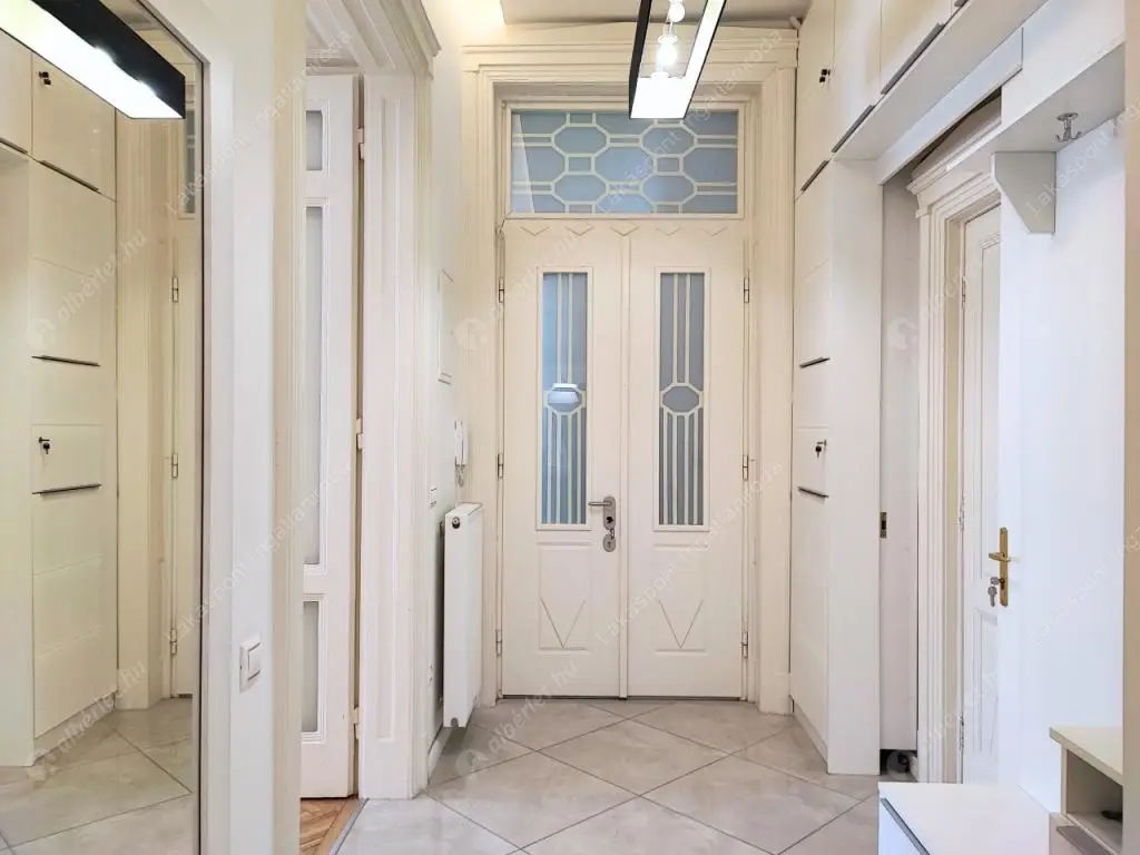 Kiadó albérlet 385000 Ft/hó áron: Budapest, V. kerület  Kecskeméti utca. Mérete: 66 nm, 2 szobás | Alberlet.hu - 6557103