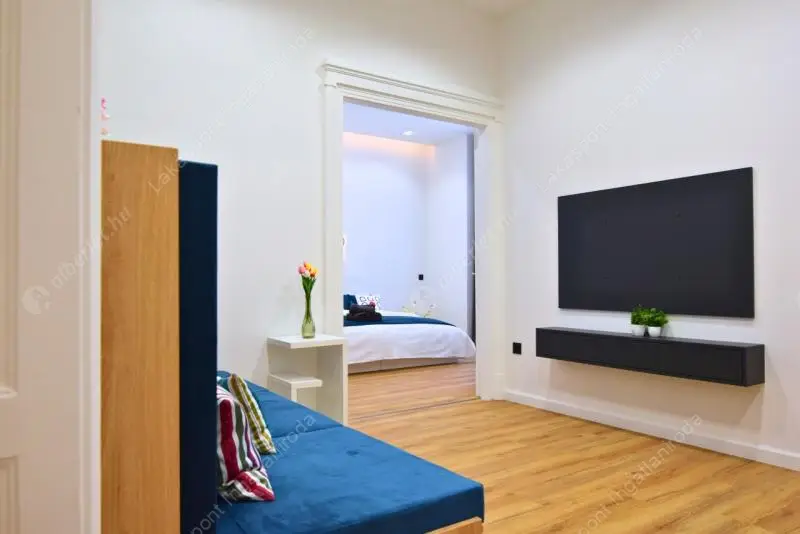 Kiadó albérlet 773000 Ft/hó áron: Budapest, V. kerület  Kecskeméti utca. Mérete: 90 nm, 2 szobás | Alberlet.hu - 6529788