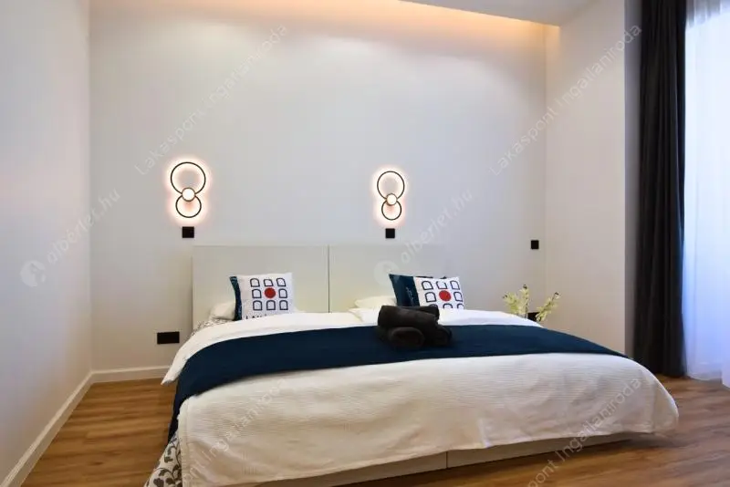 Kiadó albérlet 773000 Ft/hó áron: Budapest, V. kerület  Kecskeméti utca. Mérete: 90 nm, 2 szobás | Alberlet.hu - 6529792