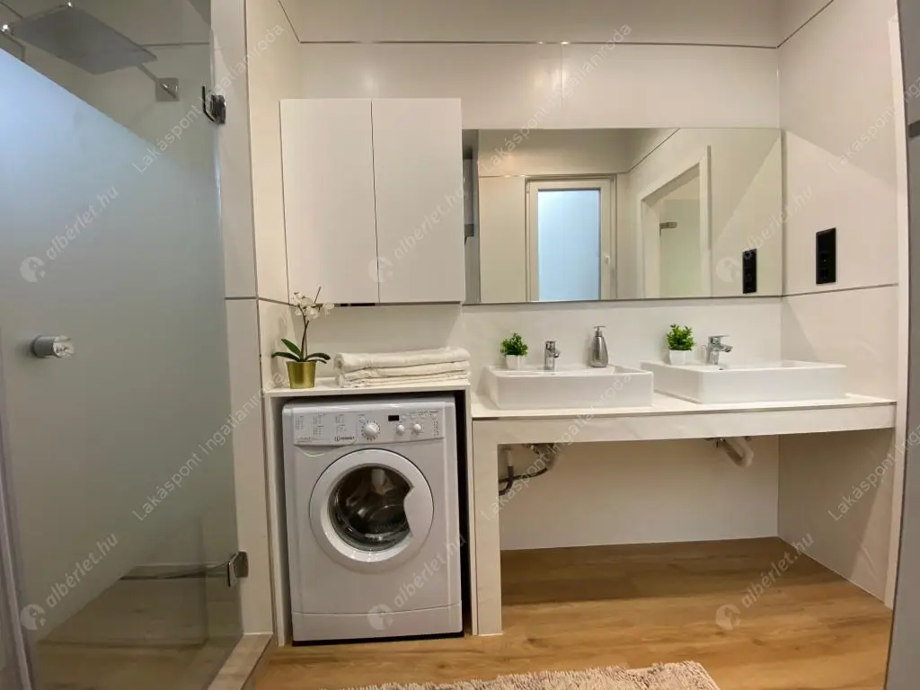 Kiadó albérlet 773000 Ft/hó áron: Budapest, V. kerület  Kecskeméti utca. Mérete: 90 nm, 2 szobás | Alberlet.hu - 6529798