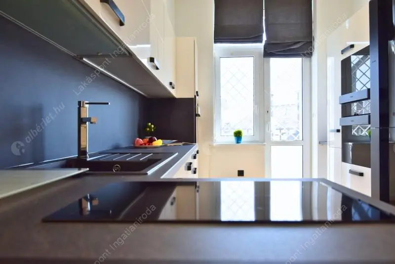 Kiadó albérlet 773000 Ft/hó áron: Budapest, V. kerület  Kecskeméti utca. Mérete: 90 nm, 2 szobás | Alberlet.hu - 6529802