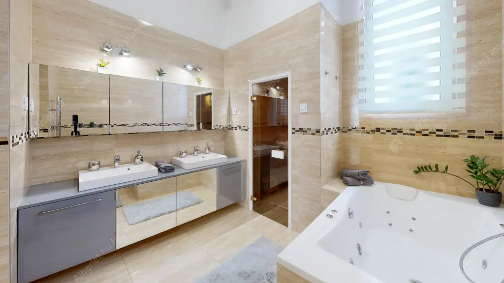 Kiadó albérlet 1091000 Ft/hó áron: Budapest, V. kerület  Királyi Pál utca. Mérete: 116 nm, 4 szobás | Alberlet.hu - 6562751