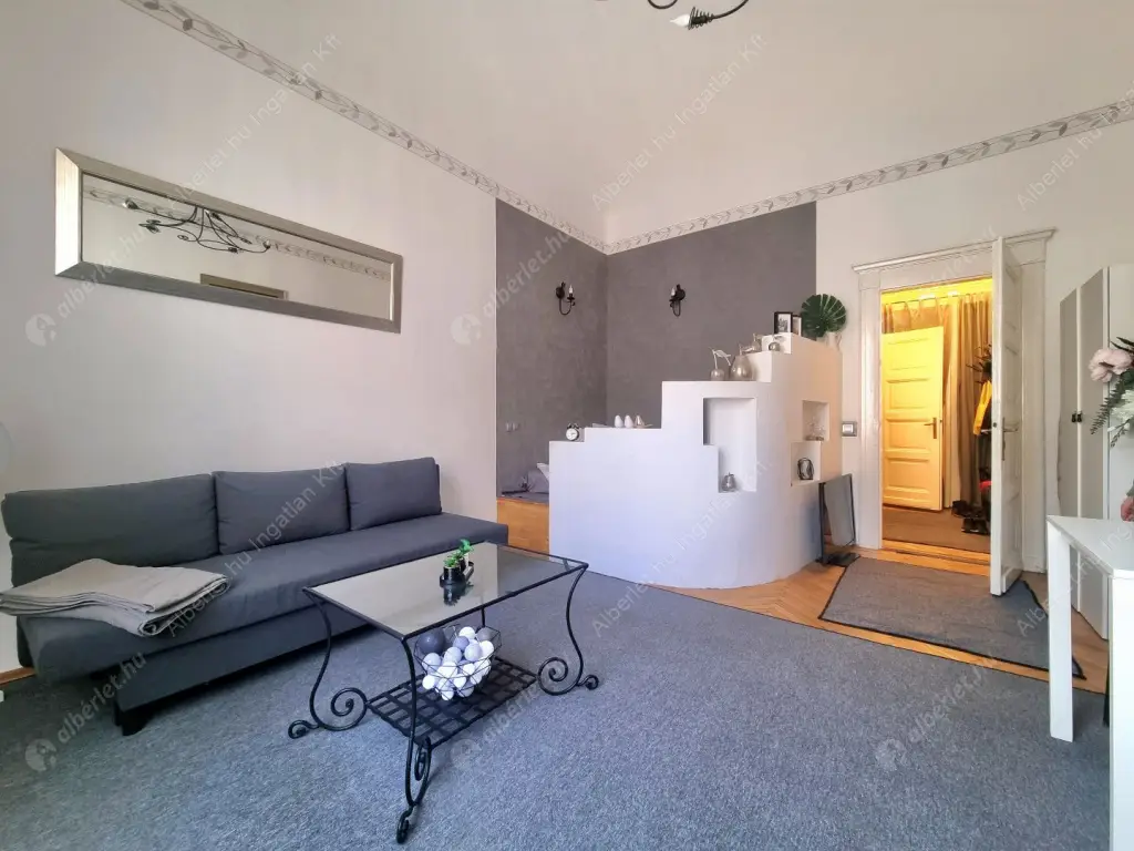 Kiadó albérlet 239000 Ft/hó áron: Budapest, V. kerület  Királyi Pál utca. Mérete: 36 nm, 1 szobás | Alberlet.hu - 6609258