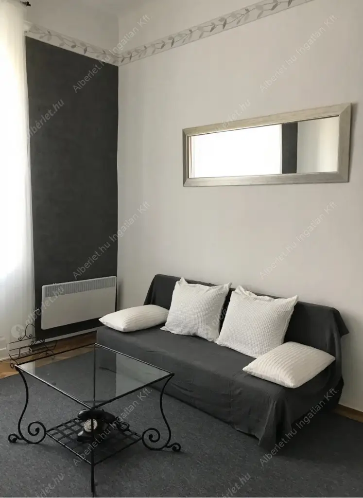 Kiadó albérlet 239000 Ft/hó áron: Budapest, V. kerület  Királyi Pál utca. Mérete: 36 nm, 1 szobás | Alberlet.hu - 6609262