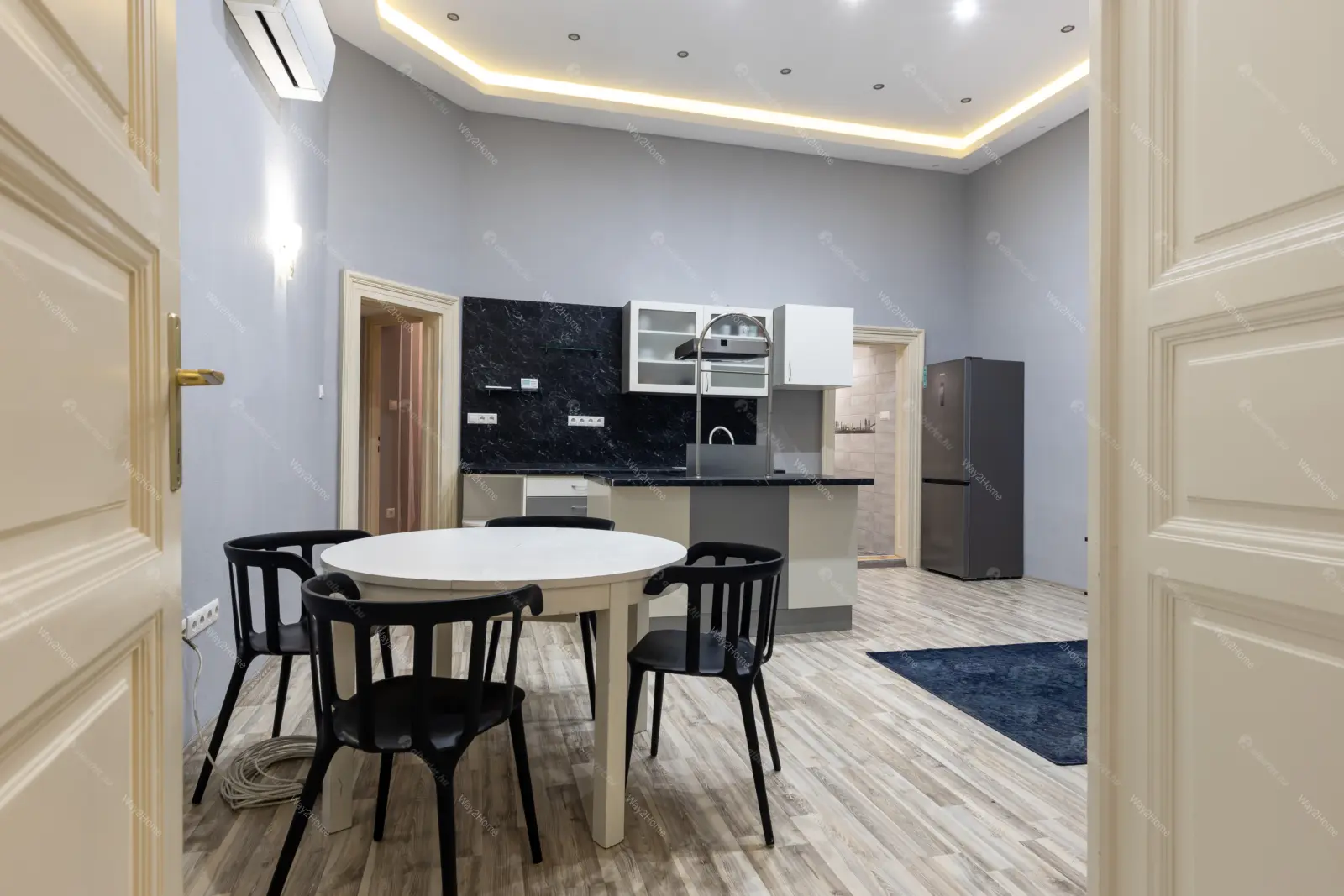 Kiadó albérlet 280000 Ft/hó áron: Budapest, V. kerület  Kossuth Lajos utca. Mérete: 69 nm, 3 szobás | Alberlet.hu - 6687790