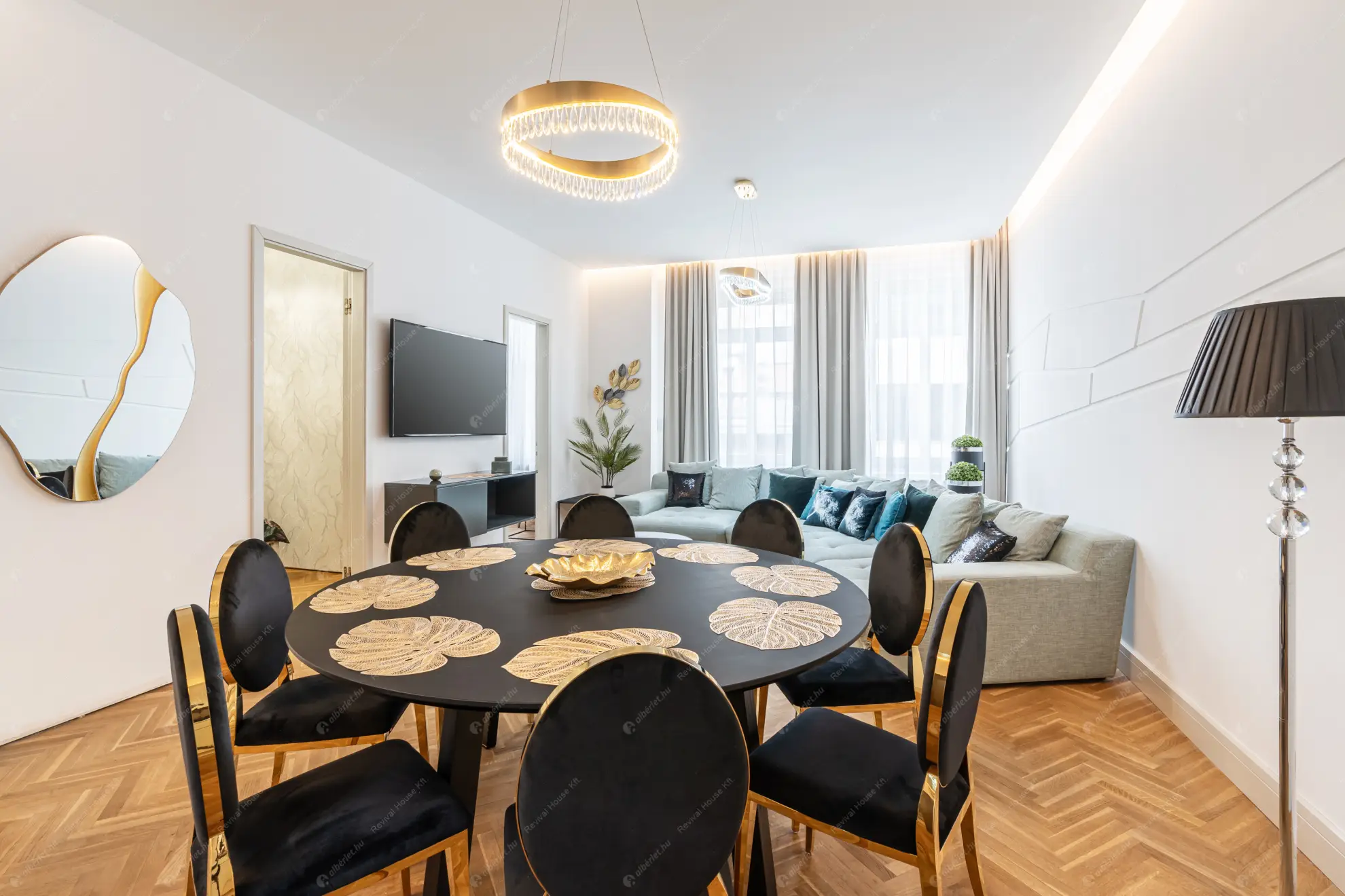 Kiadó albérlet 1290000 Ft/hó áron: Budapest, V. kerület  Kristóf tér. Mérete: 133 nm, 1 szobás | Alberlet.hu - 6586995